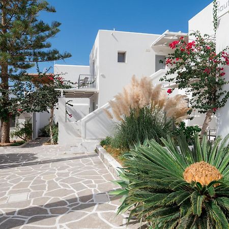 Nautilus Apartments-Suites Парос Екстериор снимка