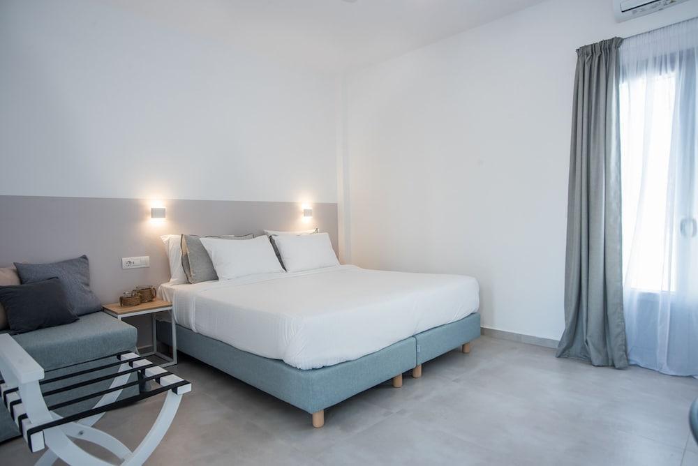 Nautilus Apartments-Suites Парос Екстериор снимка
