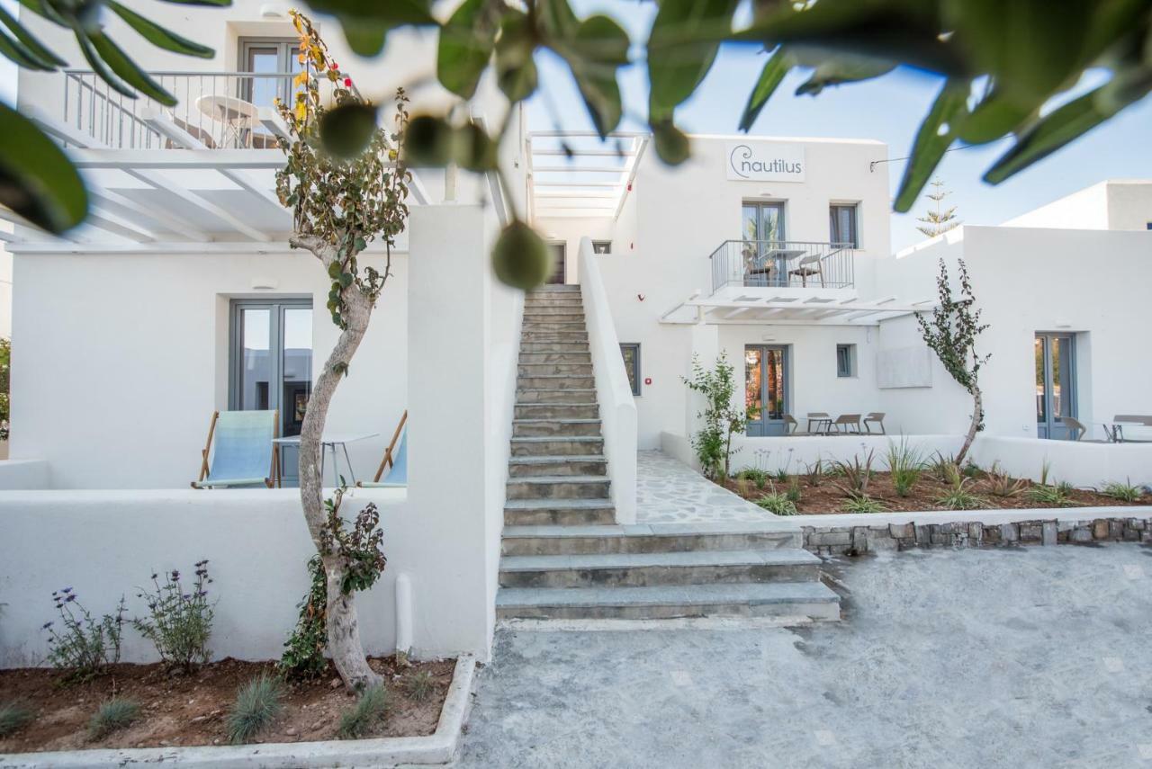 Nautilus Apartments-Suites Парос Екстериор снимка